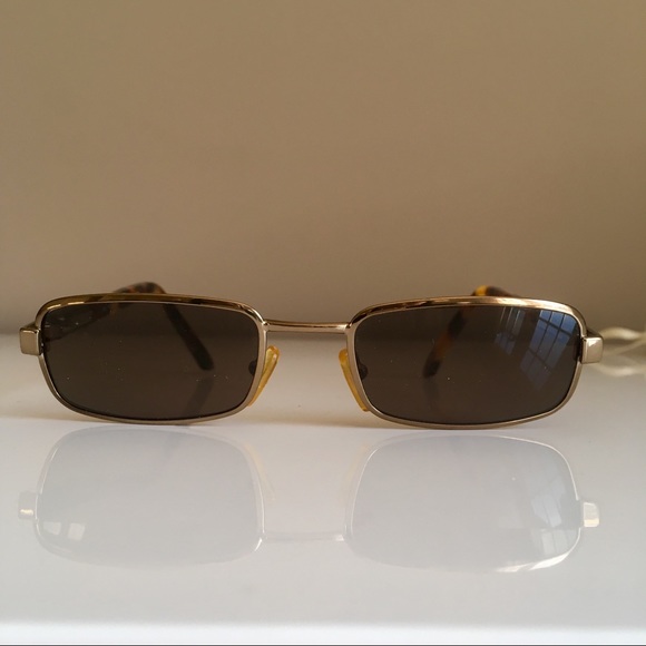 Gucci Accessories - $550 Gucci Authentic Vintage 90s Unisex Sunglasses
